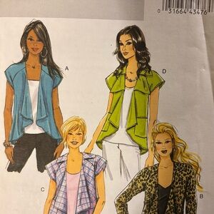 Butterick B5498 Jacket Tunic Very Easy Sizes 16-22 Uncut